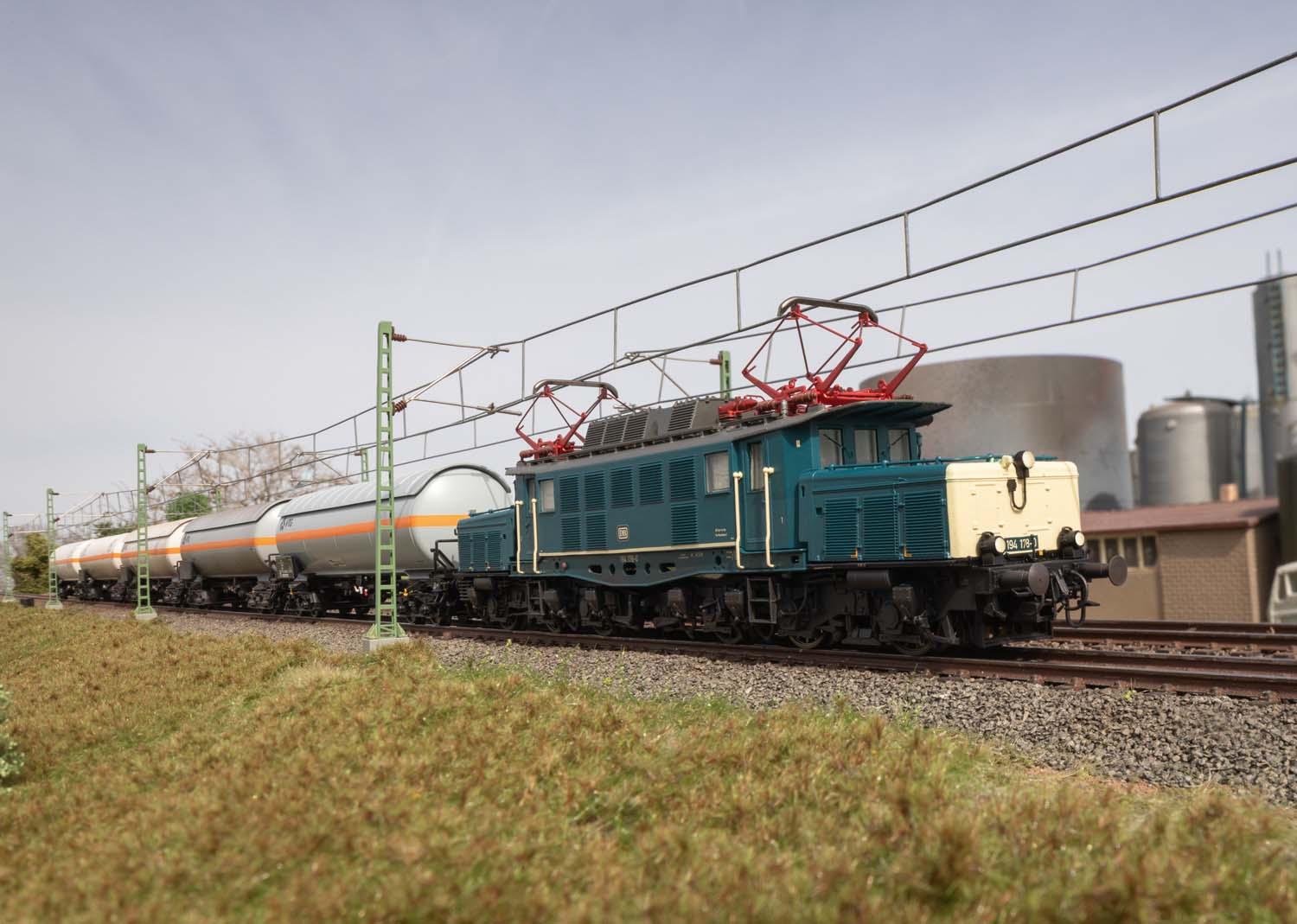 Märklin 39994 E-Lok BR 194 DB (MHI)