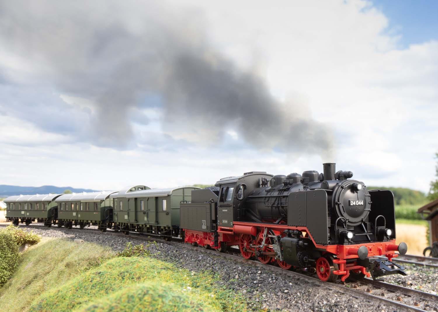 Märklin 36244 Dampflok BR 24 (mfx/Sound/Rauch)