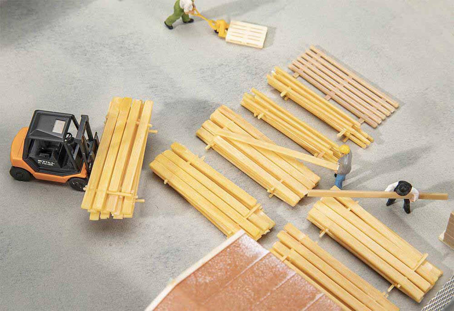 FALLER 180870 (H0) Bretterstapel
