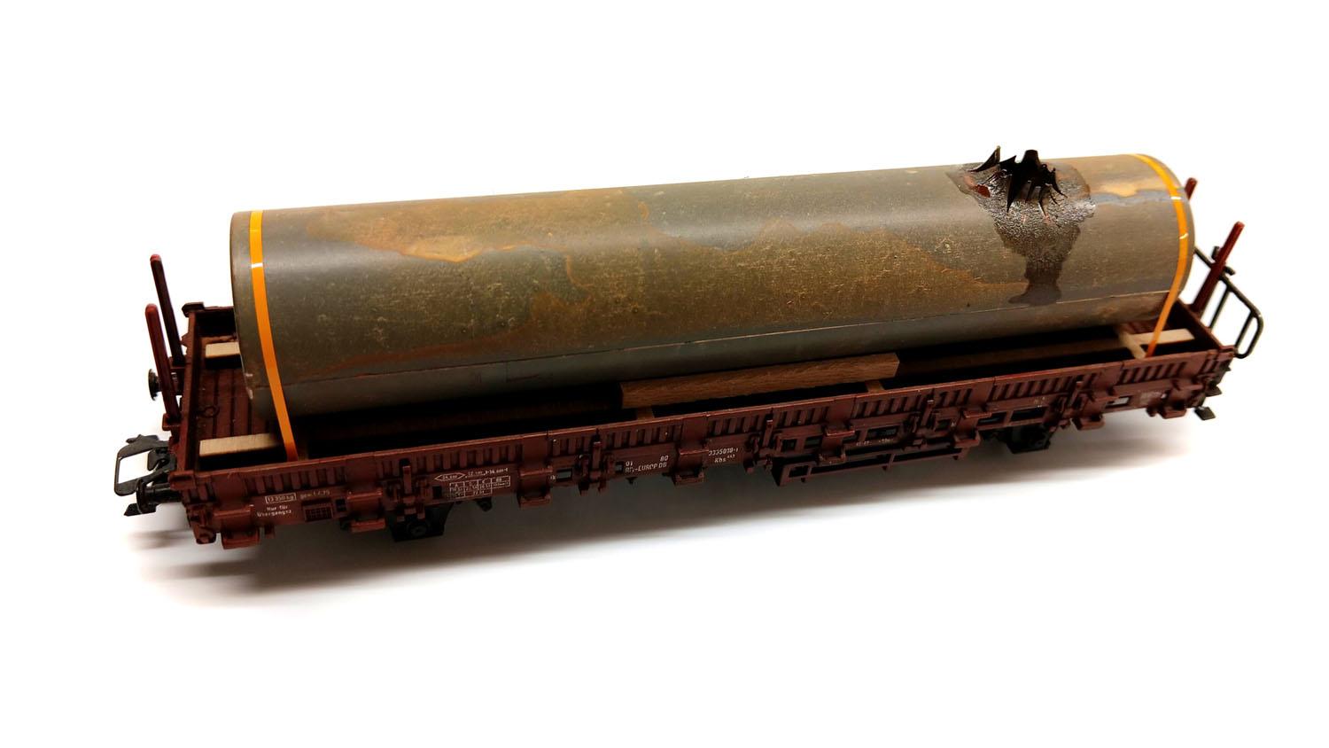 MMC-H0102 Geborstenes Rohr