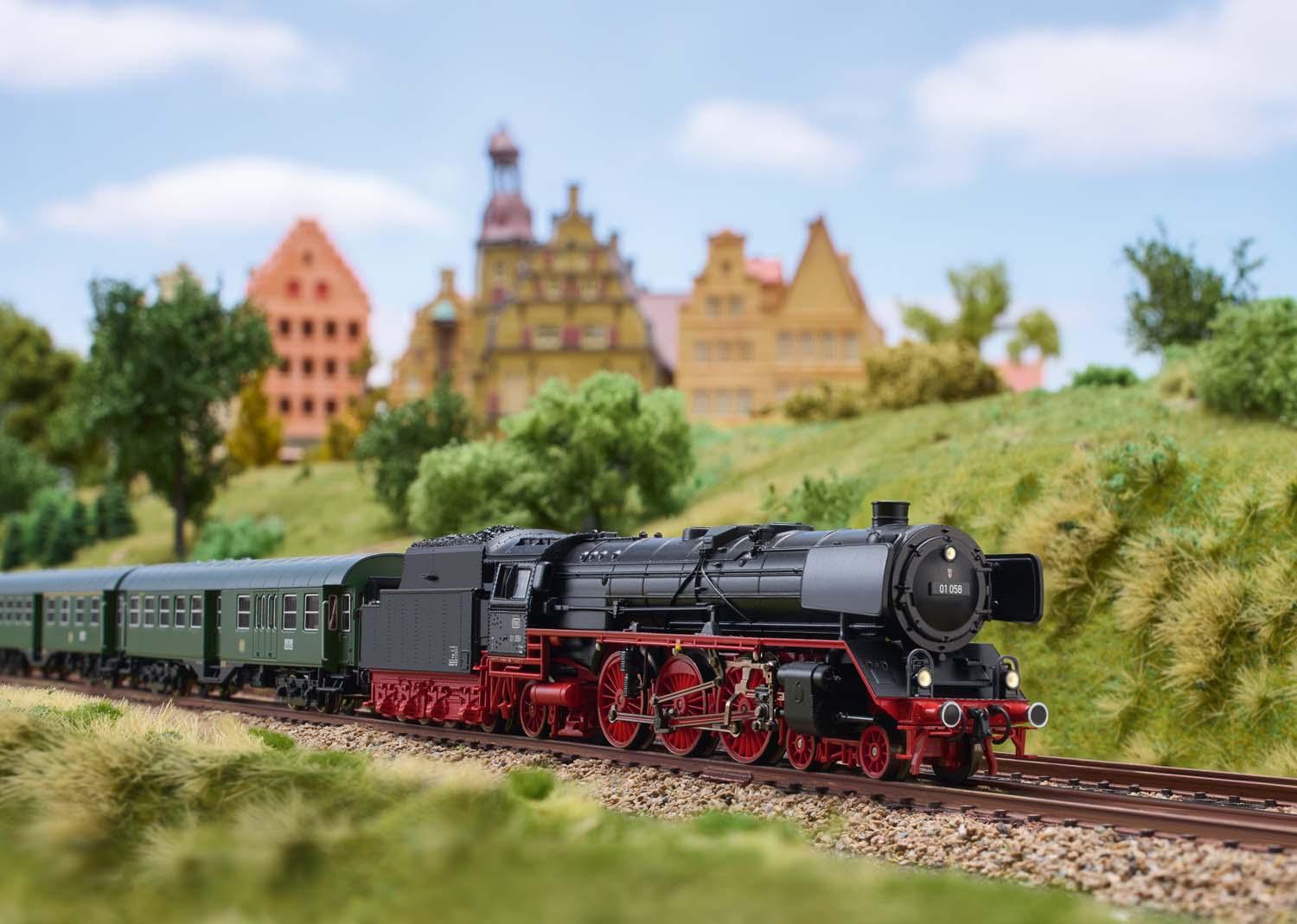 Minitrix 16630 Schnellzug-Dampflok BR 01 058