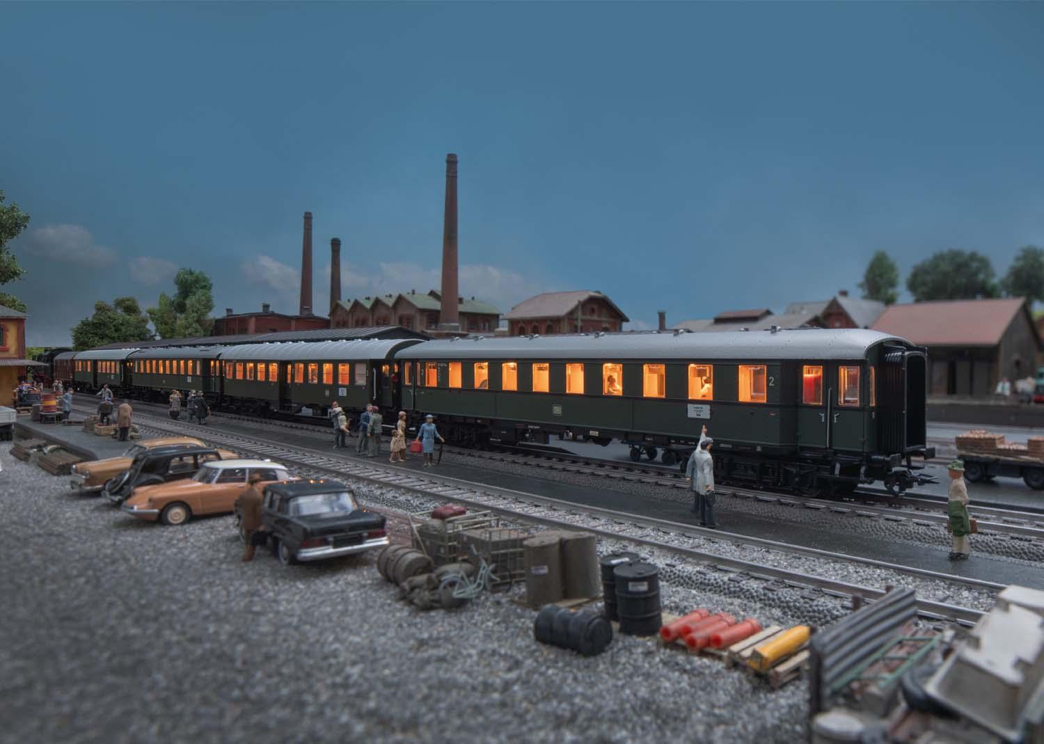 TRIX 23508 Wagen-Set zur BR 66 (Clubmodell)