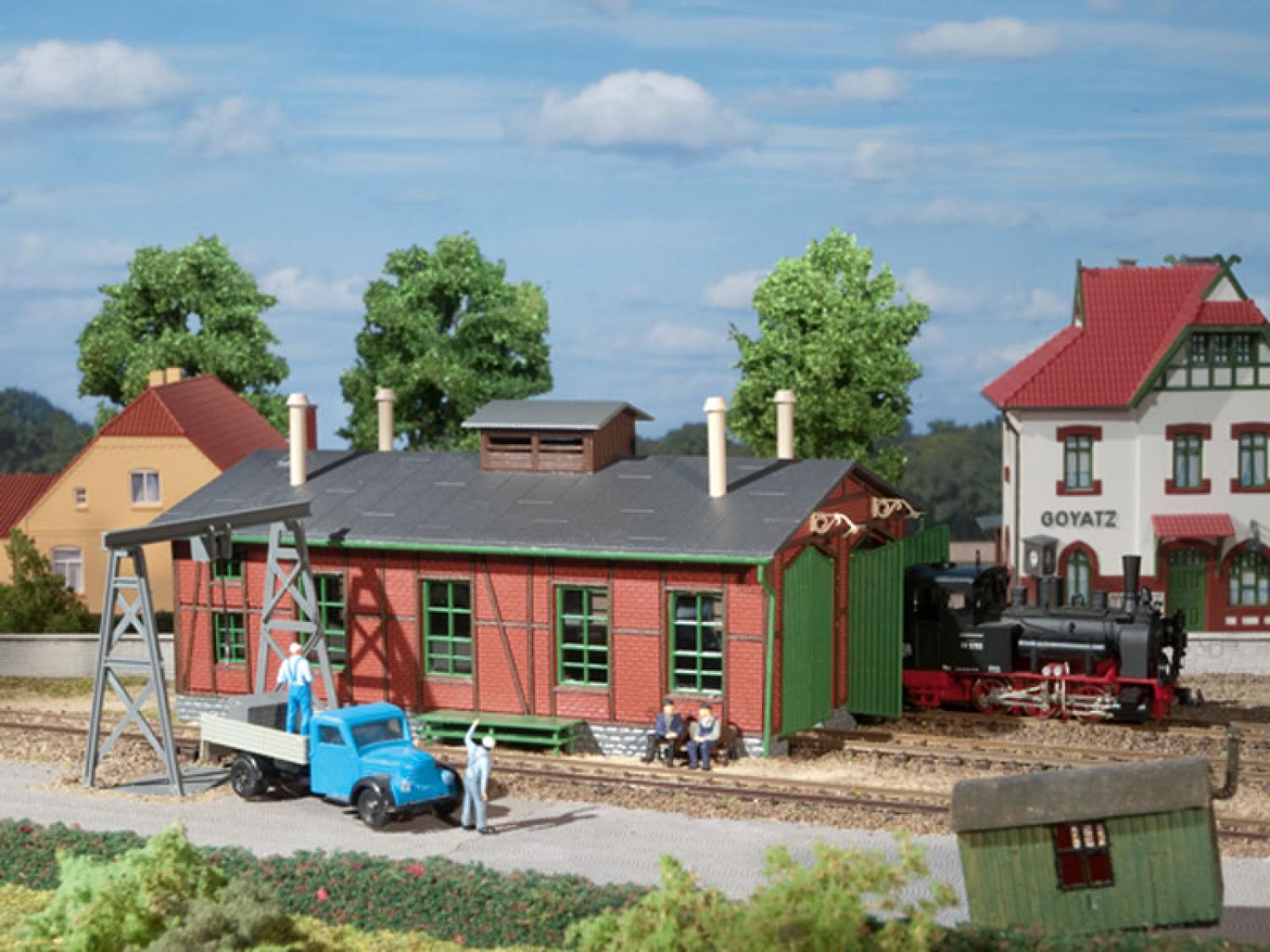 Auhagen 11355 Lokschuppen für Schmalspurbahnen