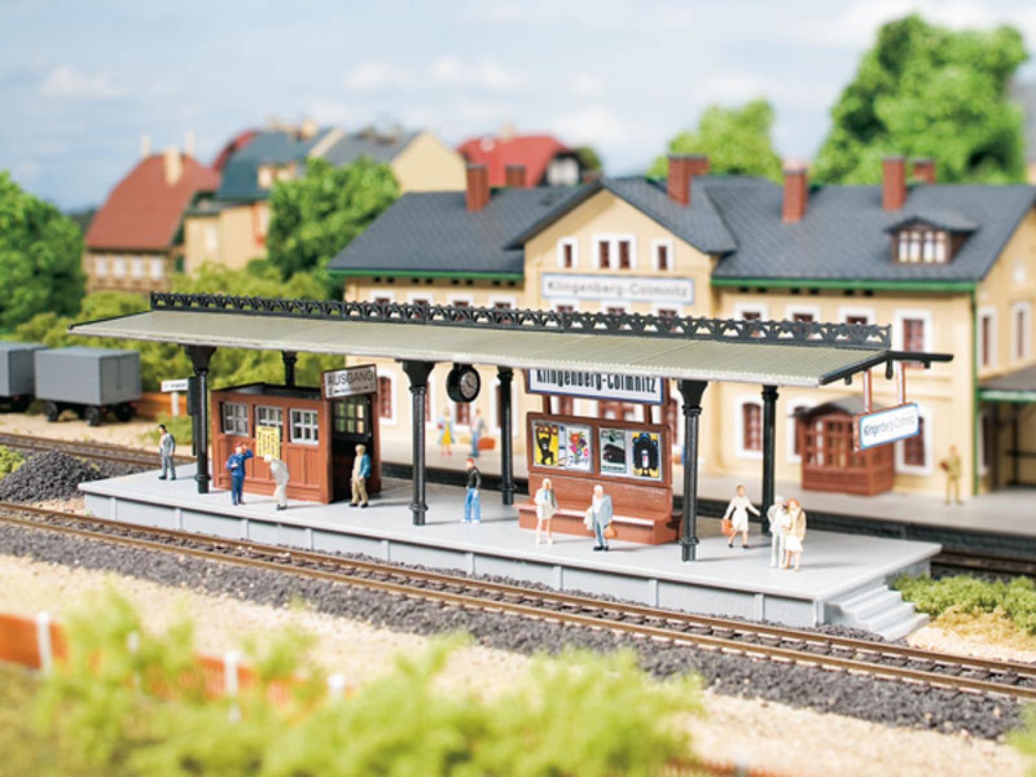 Auhagen 13221 Bahnsteig  TT