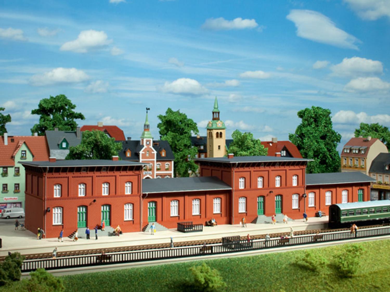 Auhagen 13329 Bahnhof Neustadt  TT
