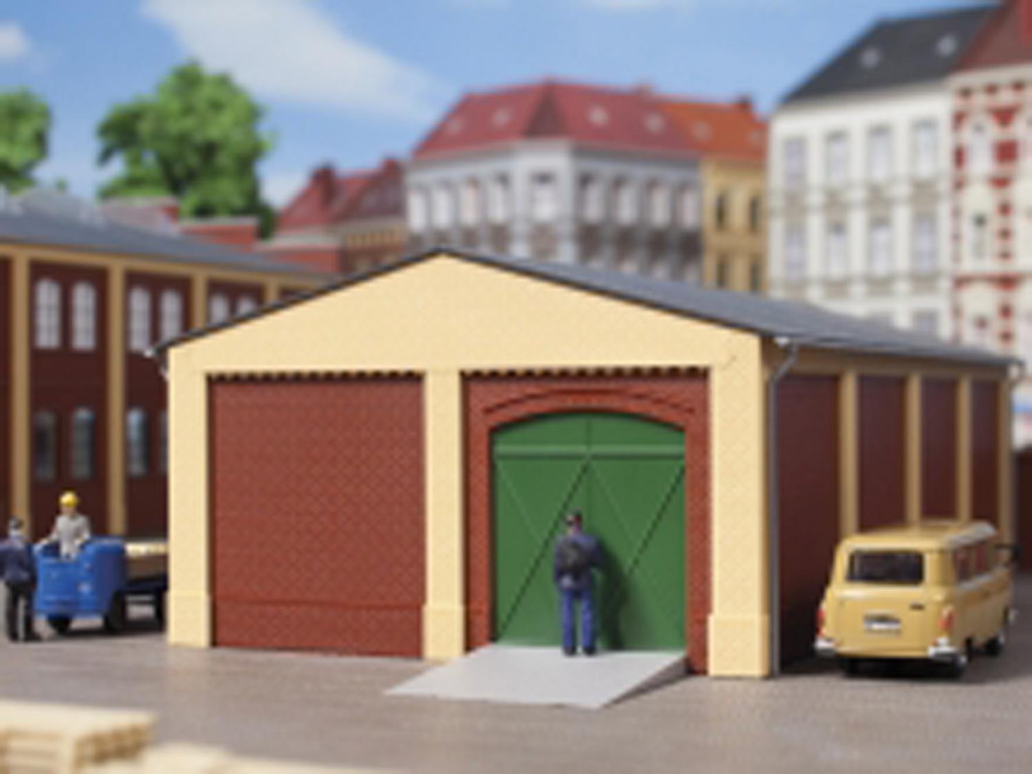 Auhagen 80407 Giebel und Ecksäulen kurz gelb