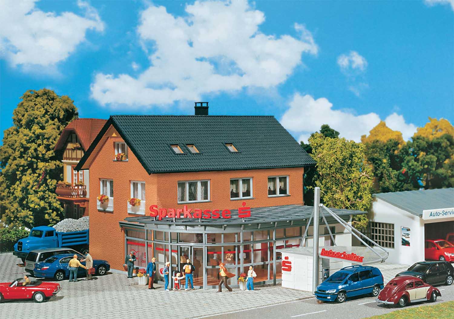 FALLER 130480 H0 Sparkasse mit Autoschalter