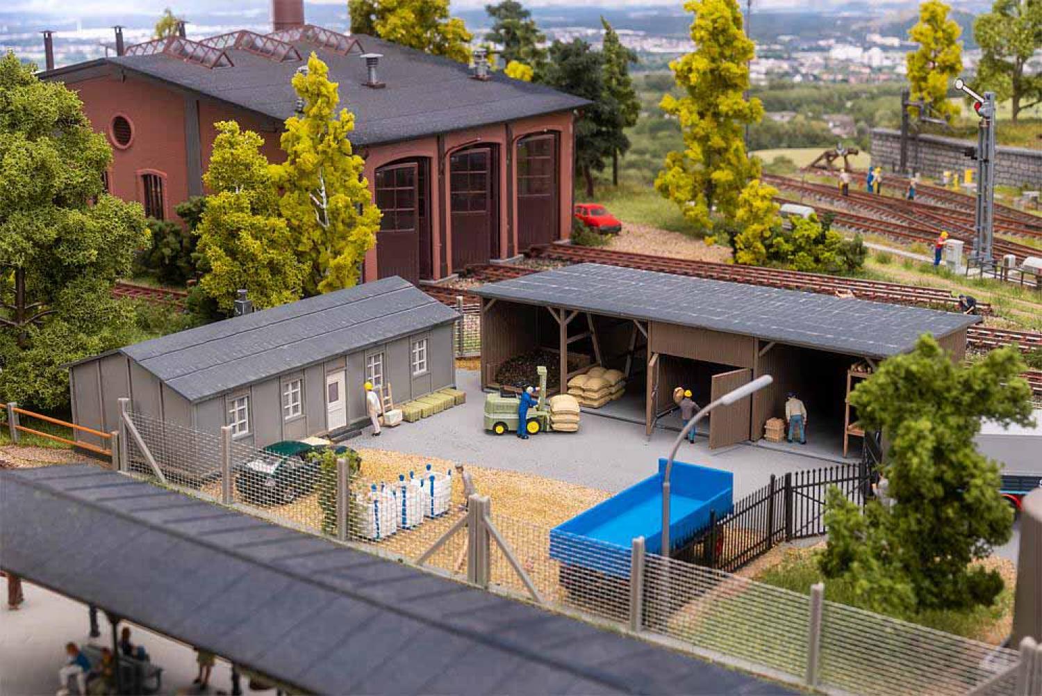 Faller 191842 Baracke mit Kohleschuppen