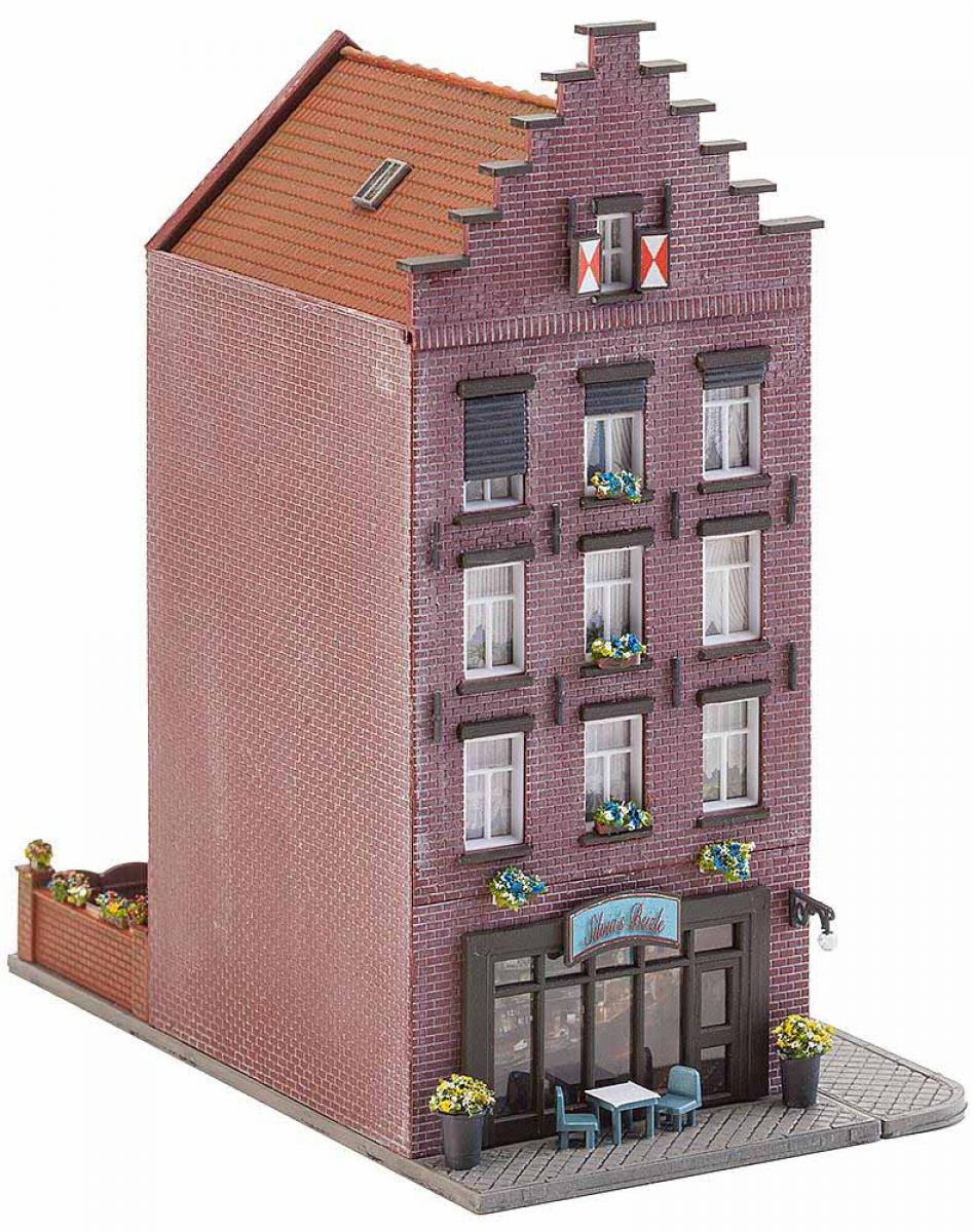 Faller 232334 Altstadthaus mit Bar