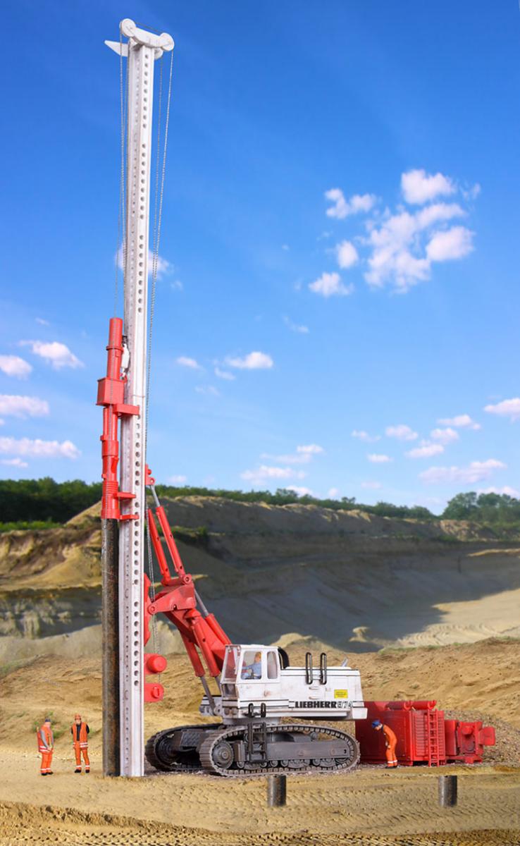 Kibri 11253 H0 LIEBHERR 974 mit Ramm..