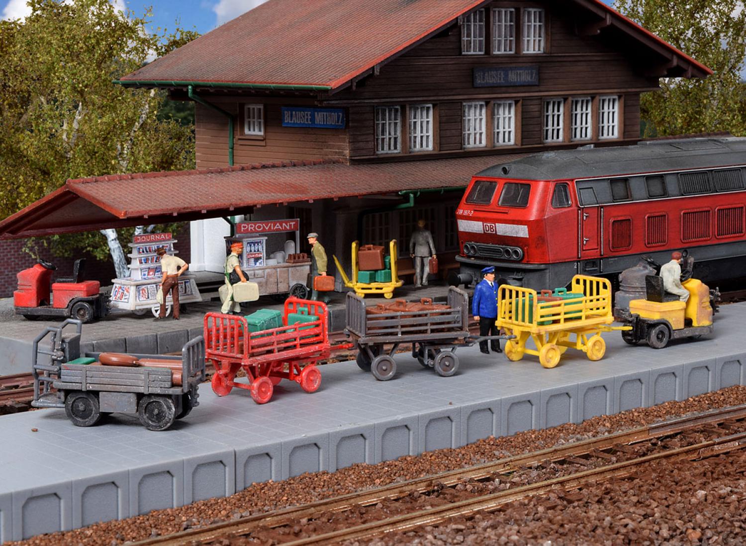 Kibri 38646 H0 Deko-Set Gepäckwagen
