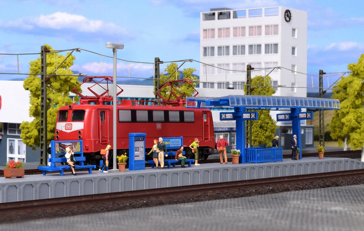 Kibri 39557 H0 Mod.Bahnsteig mit LED Bel.