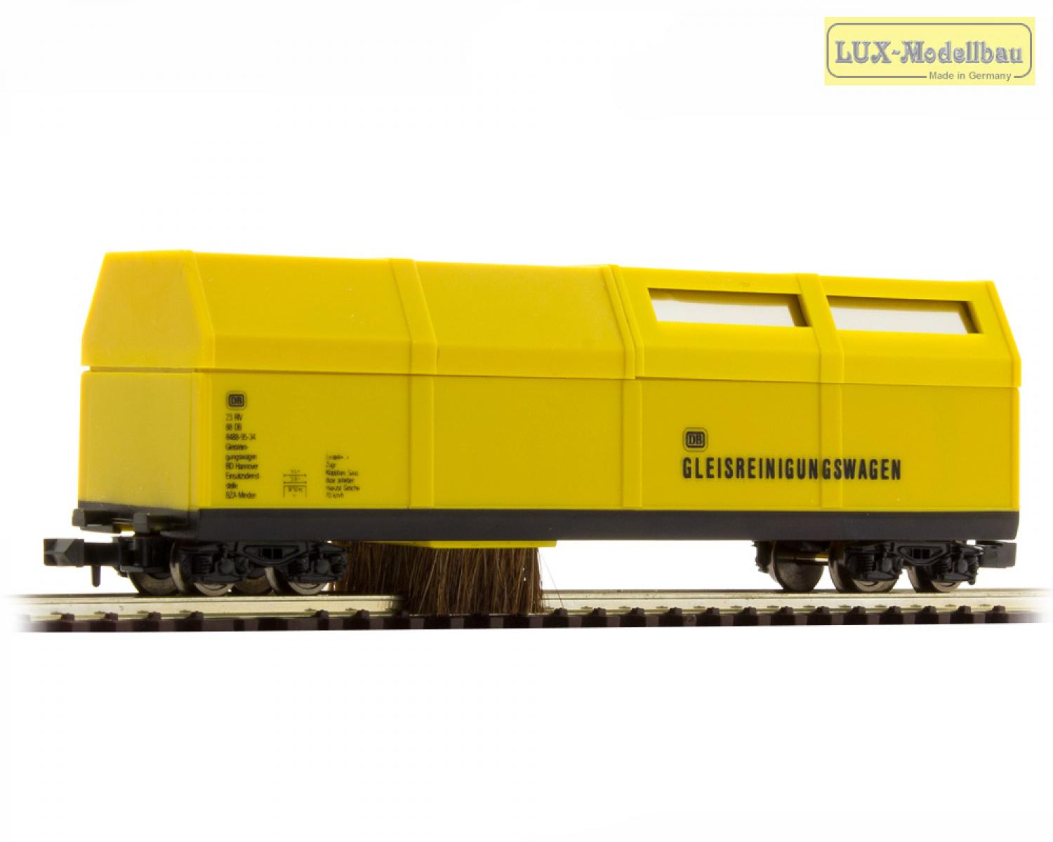 LUX 9070 N-Gleisstaubsaugwagen m. SS-Automatik
