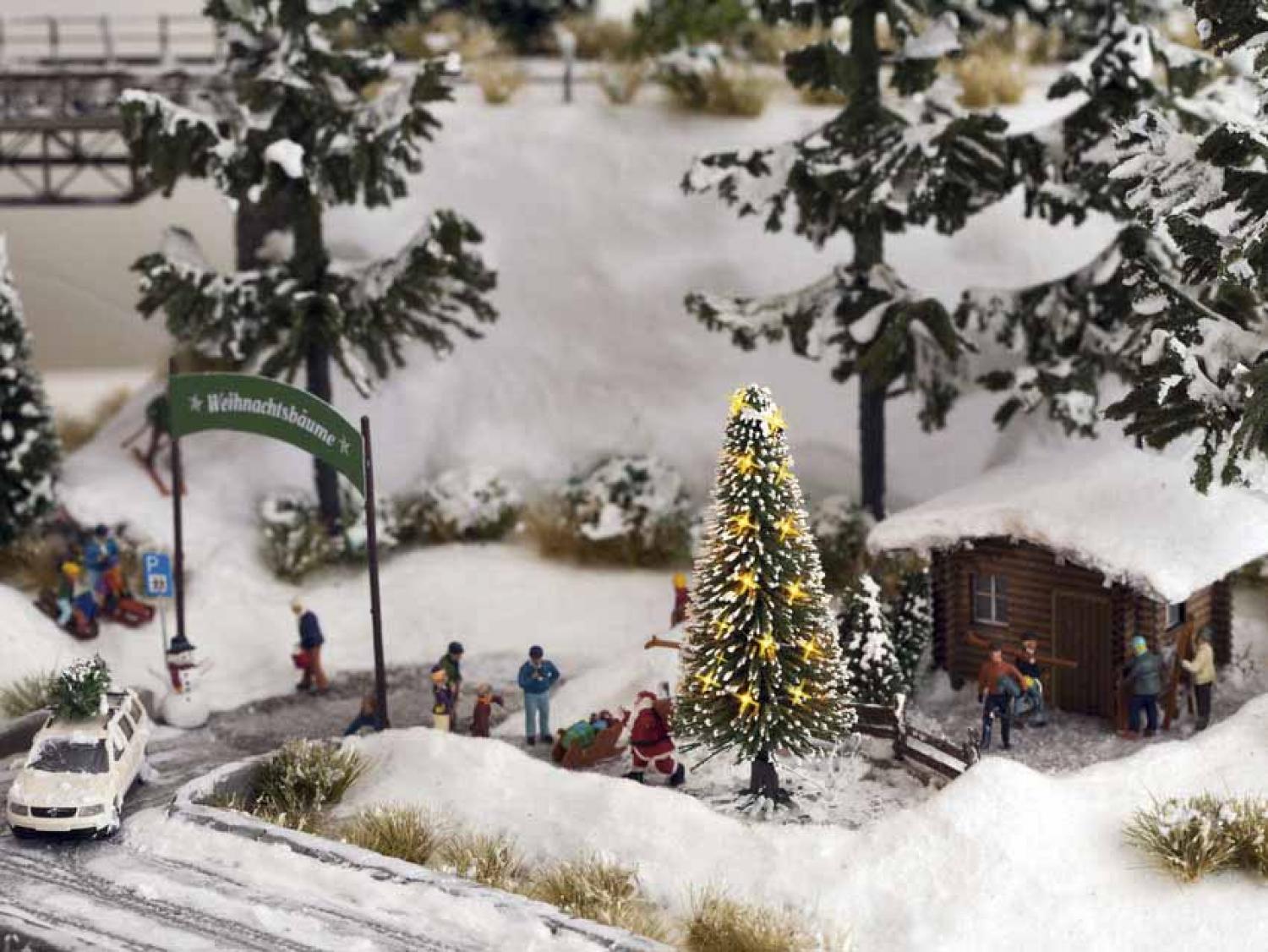 NOCH 33910 Weiße Weihnacht, Christbaum b
