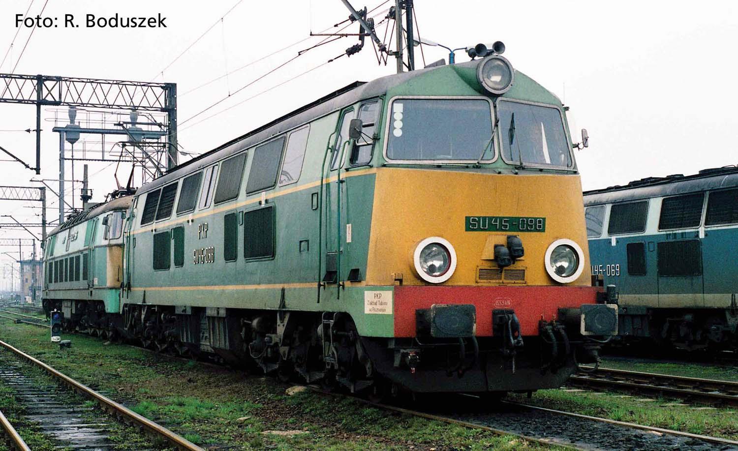 PIKO 96314 Diesellok SU45 PKP V + DSS PluX22