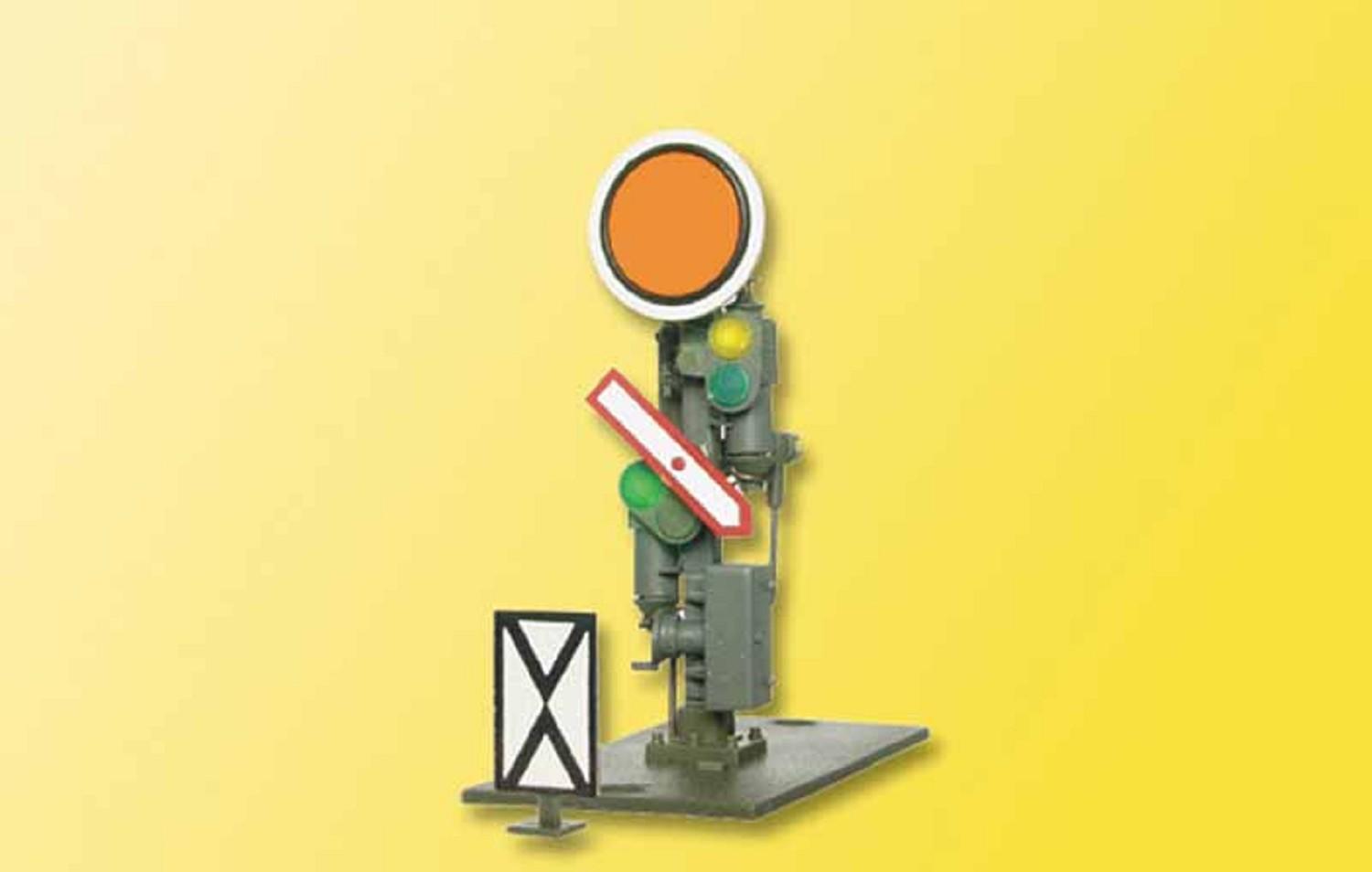 Viessmann 4908 TT Formvorsignal DR, S+F bew.