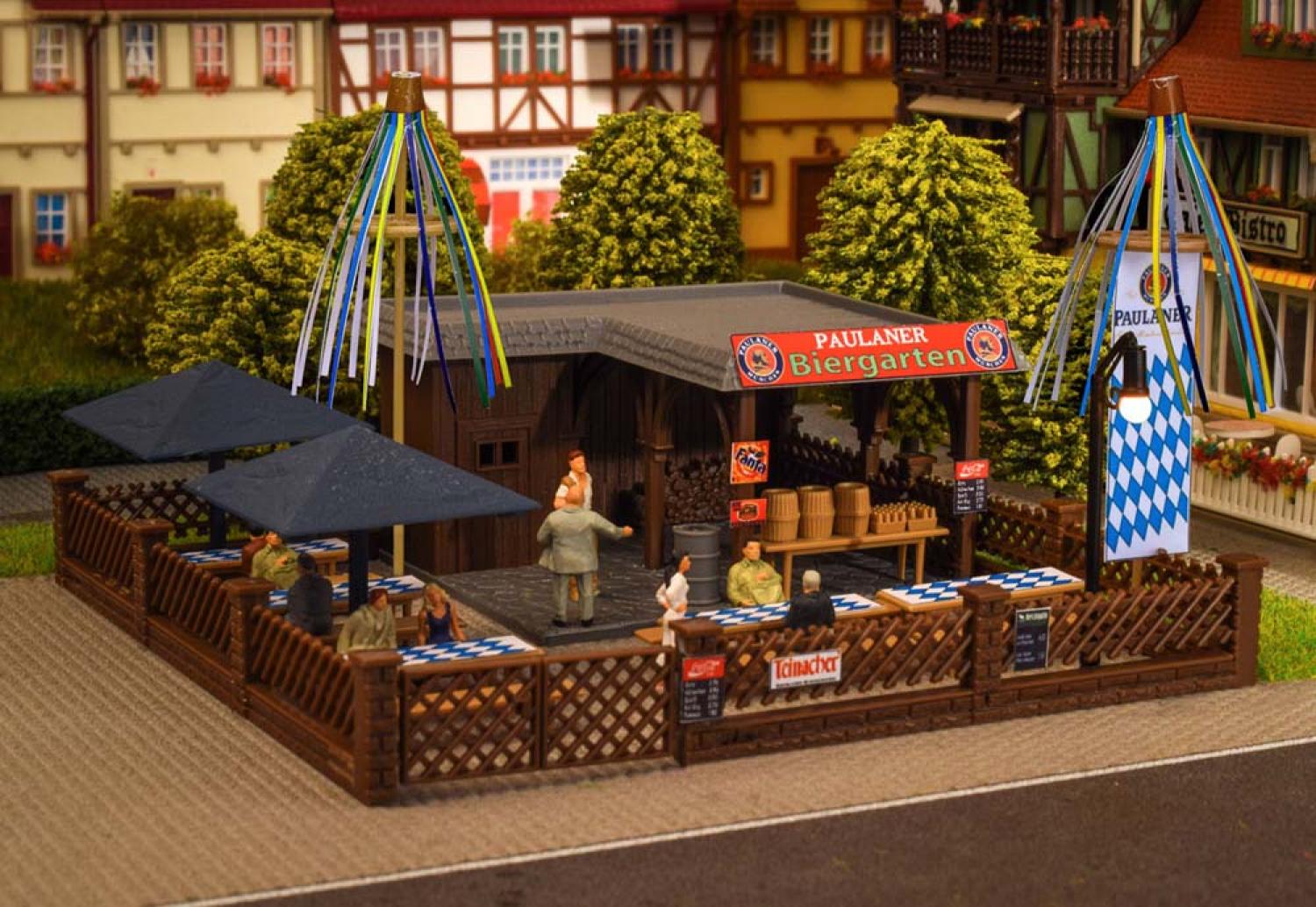 Vollmer 43784 H0 Biergarten mit Zubehör