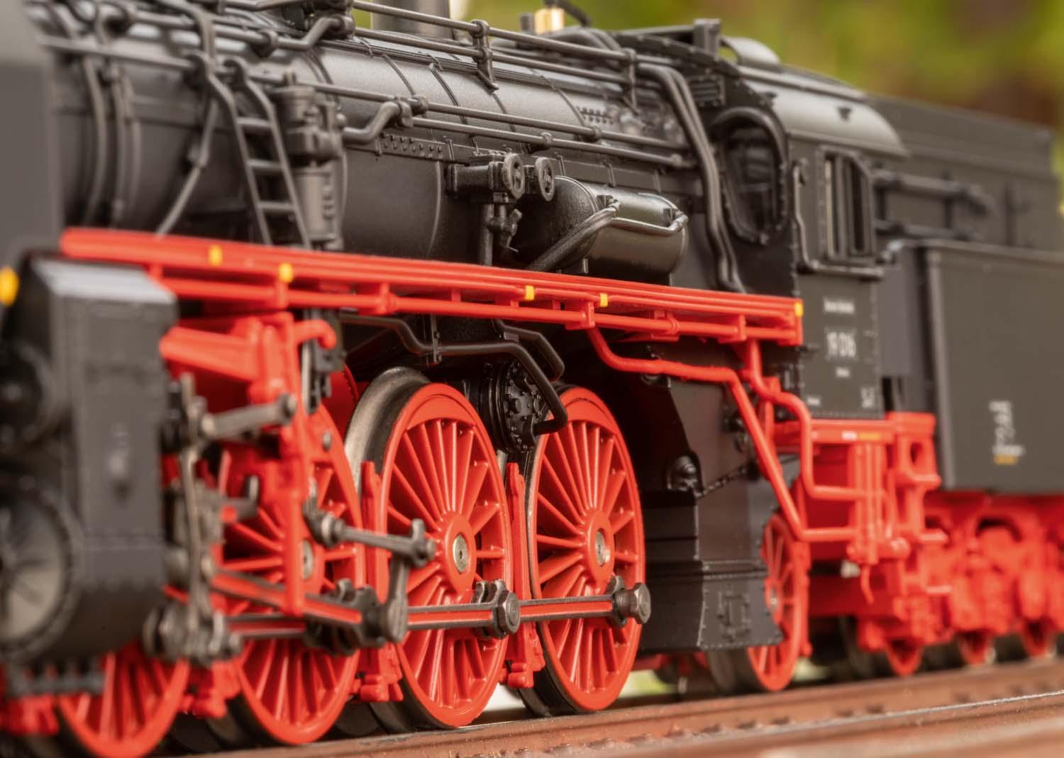 Märklin 38190 Dampflok 19 016 (Sachsenstolz)