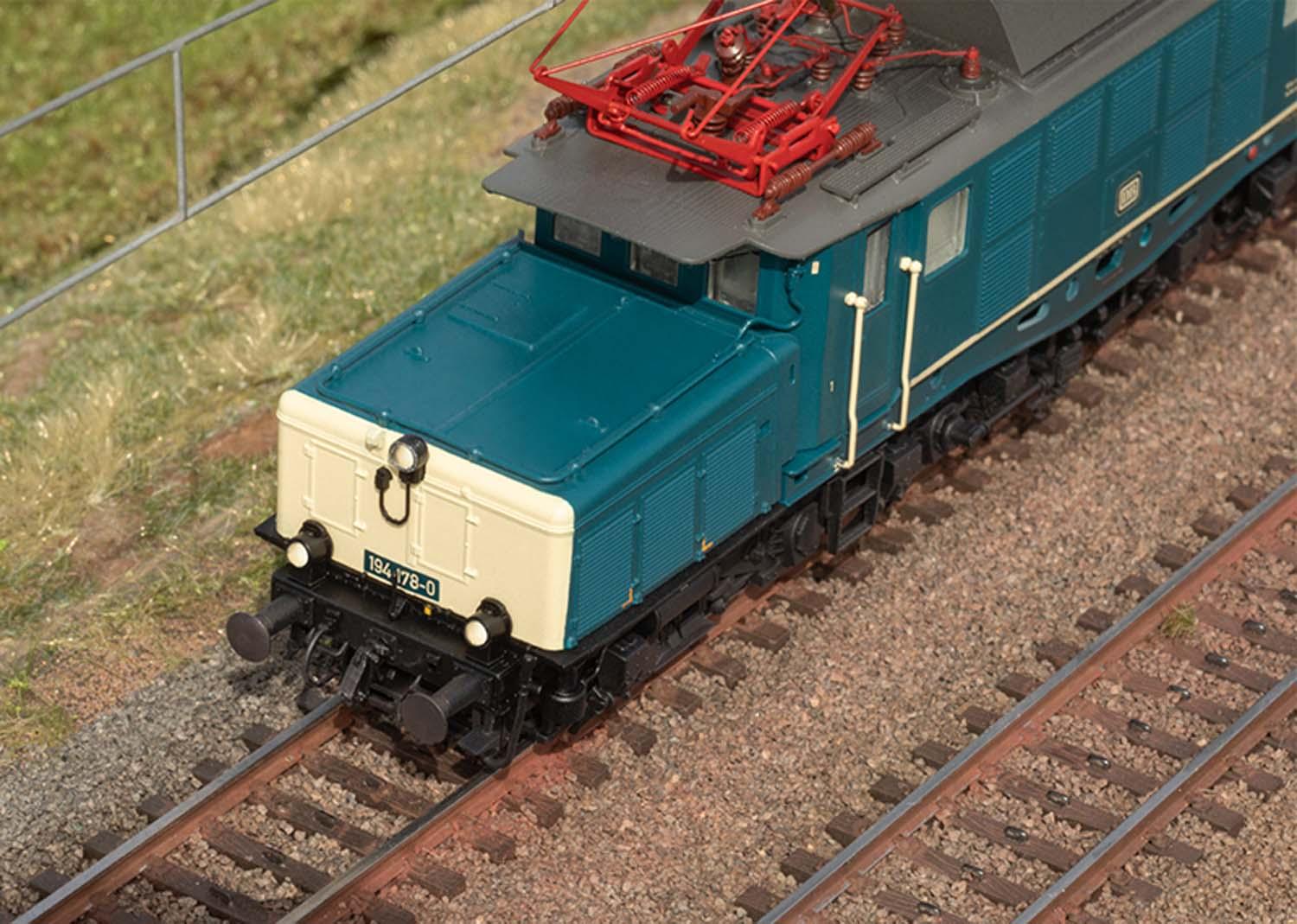 Märklin 39994 E-Lok BR 194 DB (MHI)