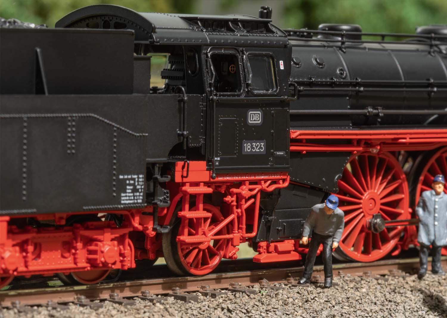 Märklin 38323 Dampflok 18 323 DB