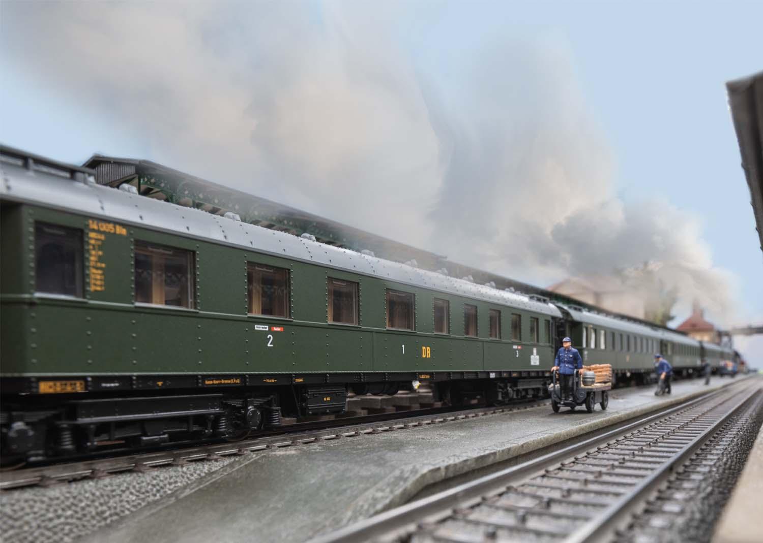 Märklin 42514 Schnellzugwagen-Set DR/DDR