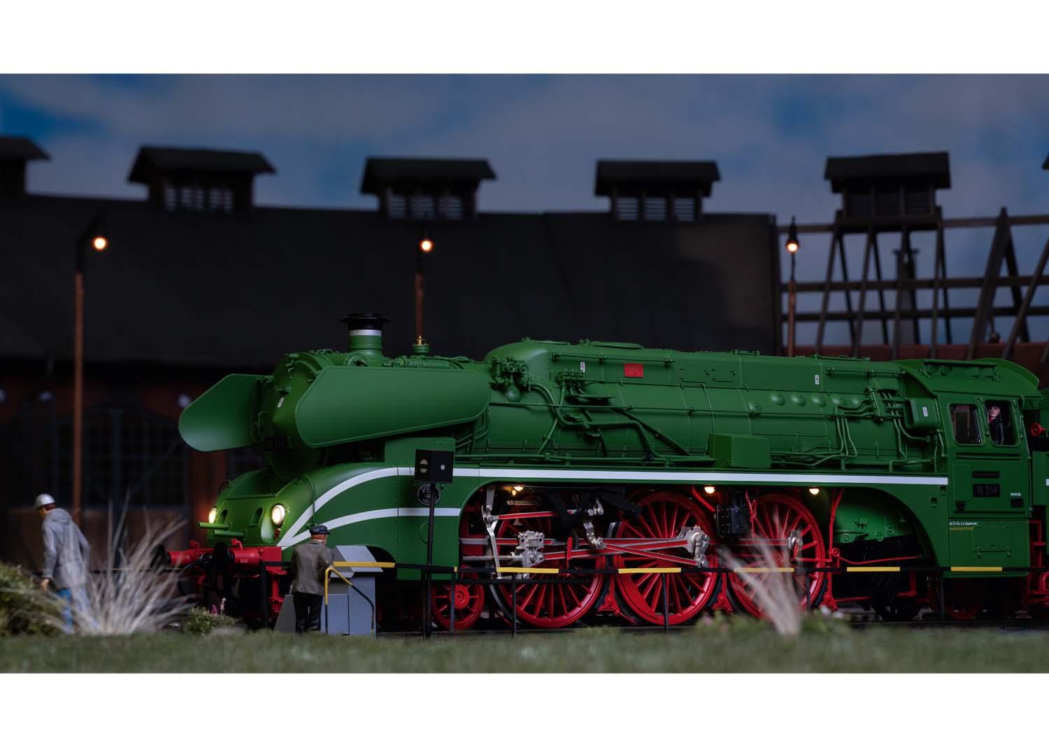 Märklin 55128 Schnellzug-Dampflok BR 18 (Spur 1)