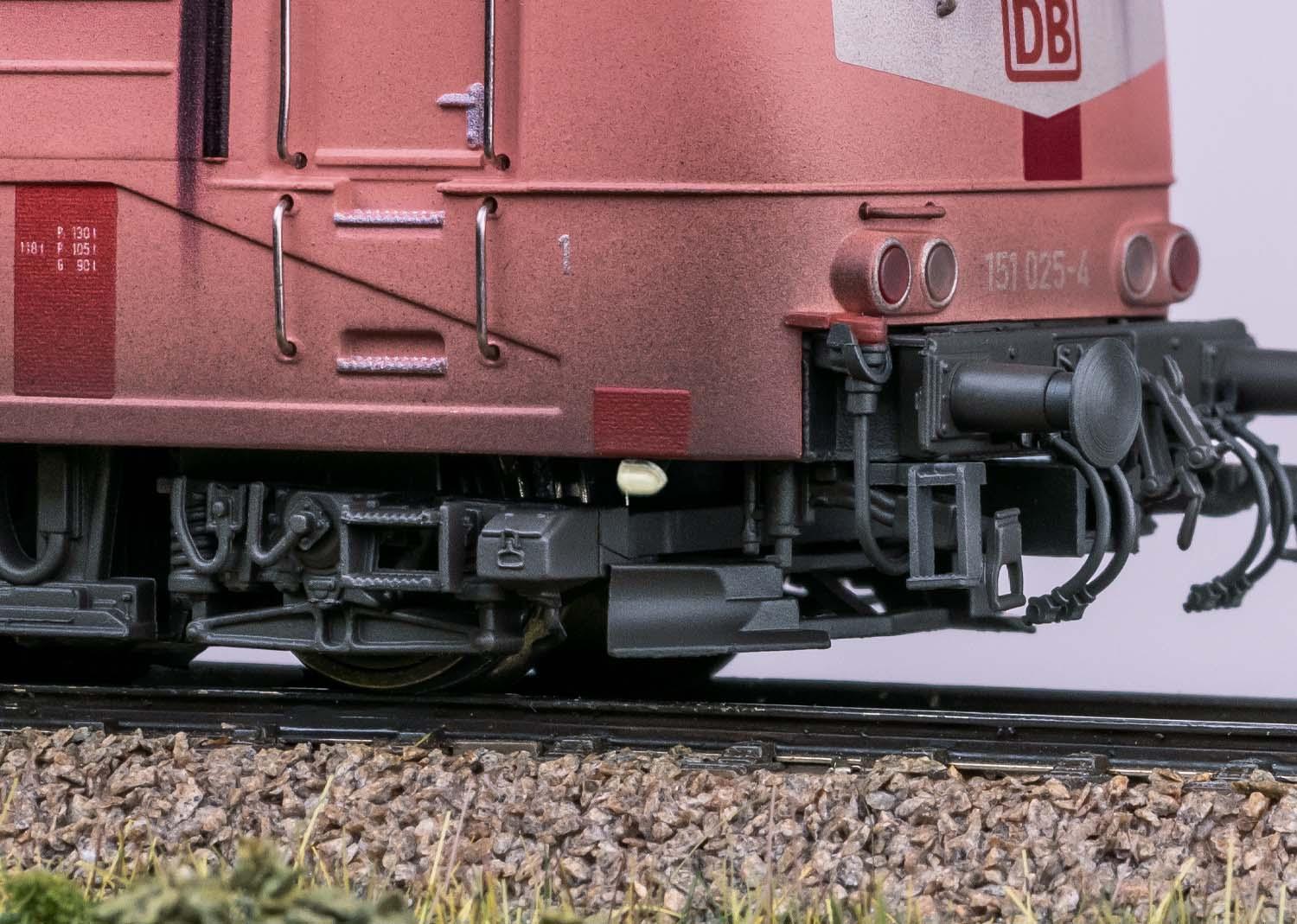 Trix H0 25655 E-Lok BR 151 DB