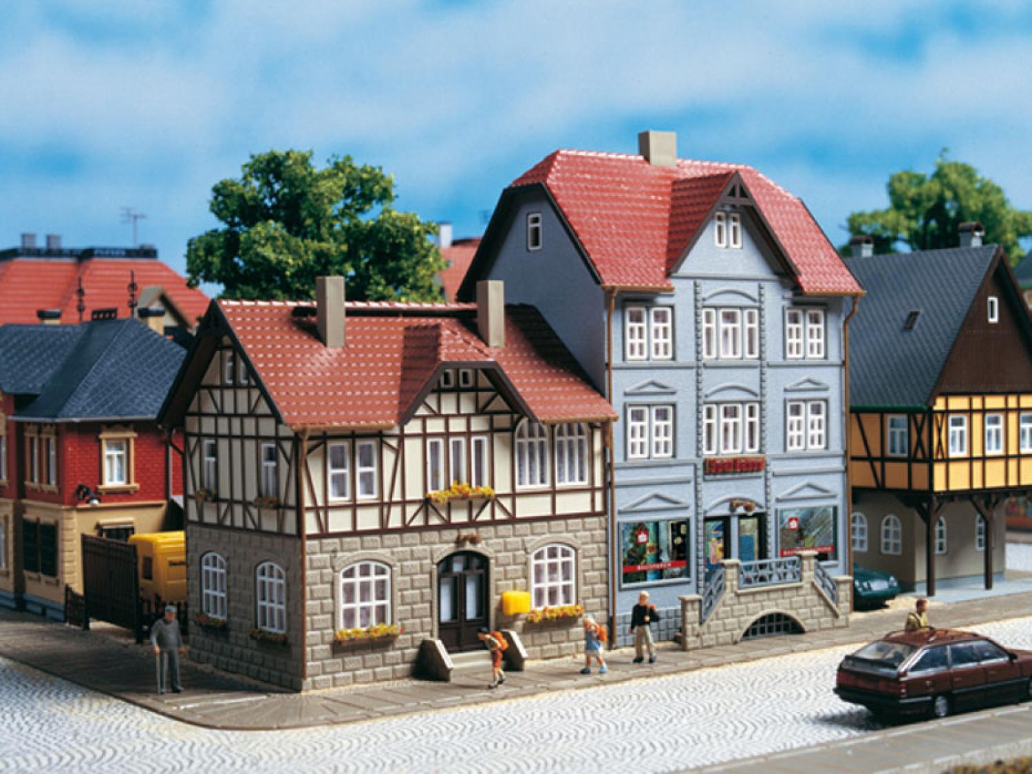 Auhagen 12346 Wohnhäuser Bahnhofstraße 9/11  H0/TT