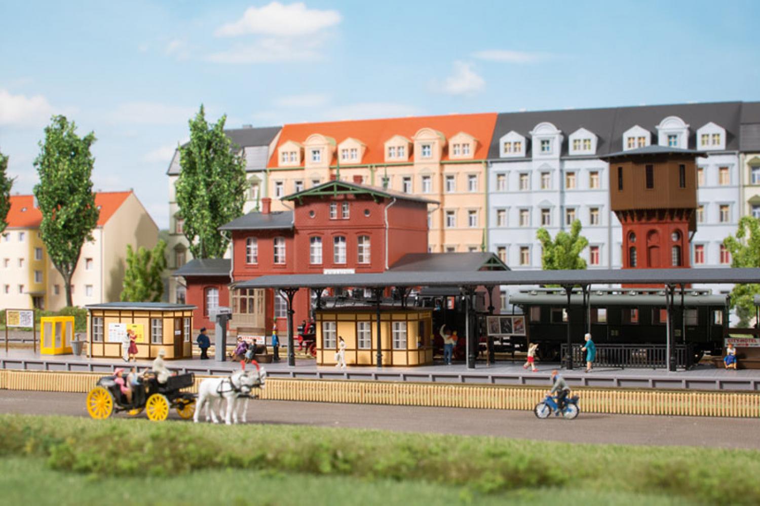 Auhagen 14484 Bahnhofsausstattung N