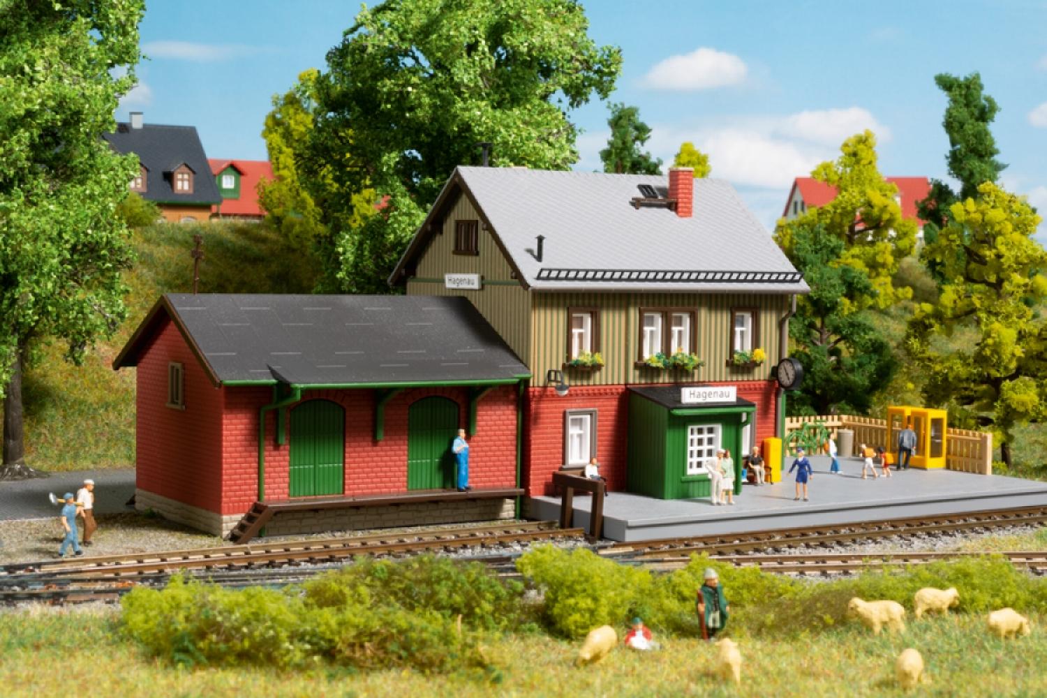 Auhagen 15306 Set Bahnhof Hagenau TT