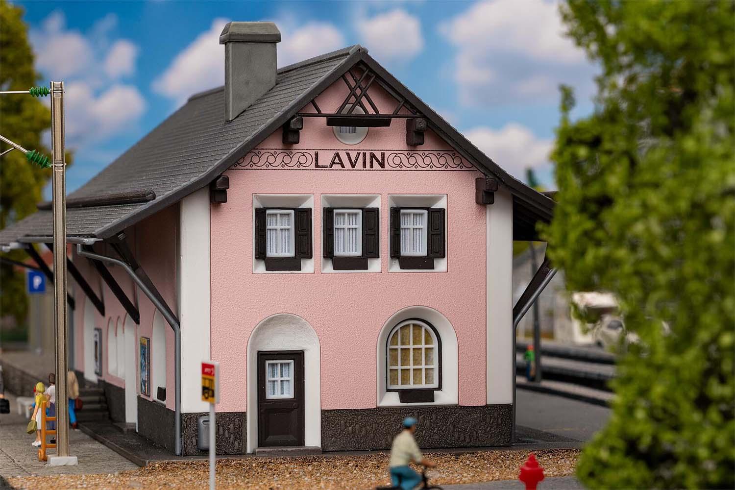 Faller 110134 H0 Bahnhof Lavin
