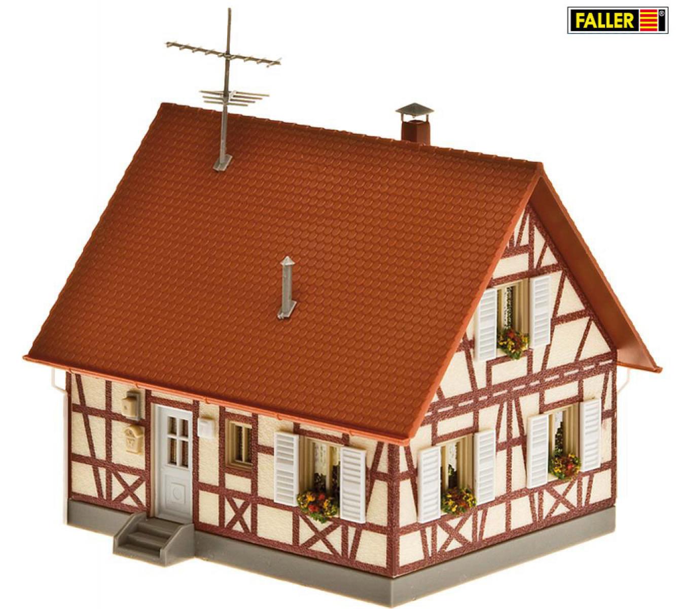 Faller 130222 Einfamilienhaus mit Fachwerk