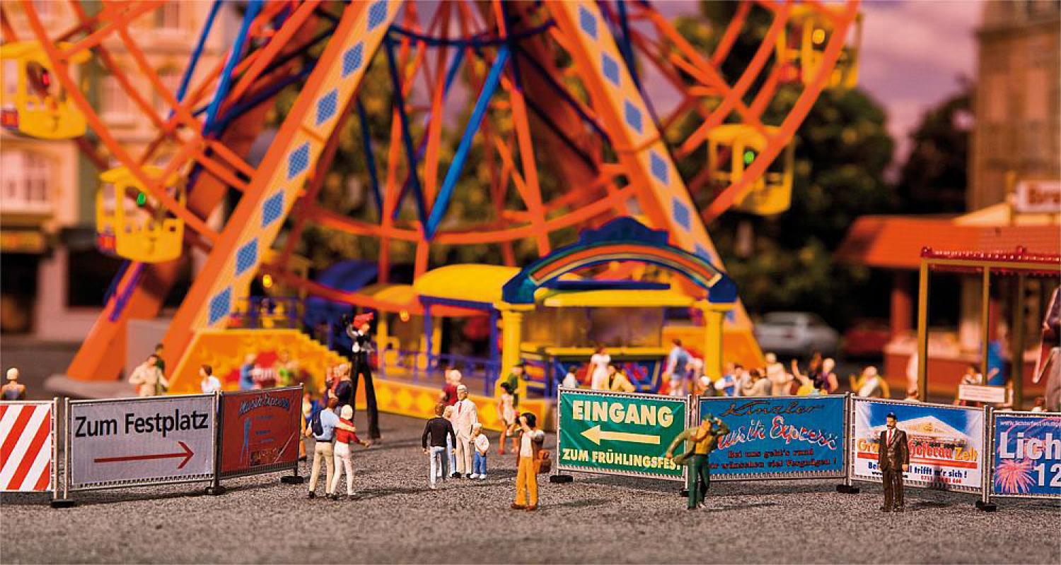 Faller 140358 Kirmes-Absperrzäune und -Schilder, 720 mm