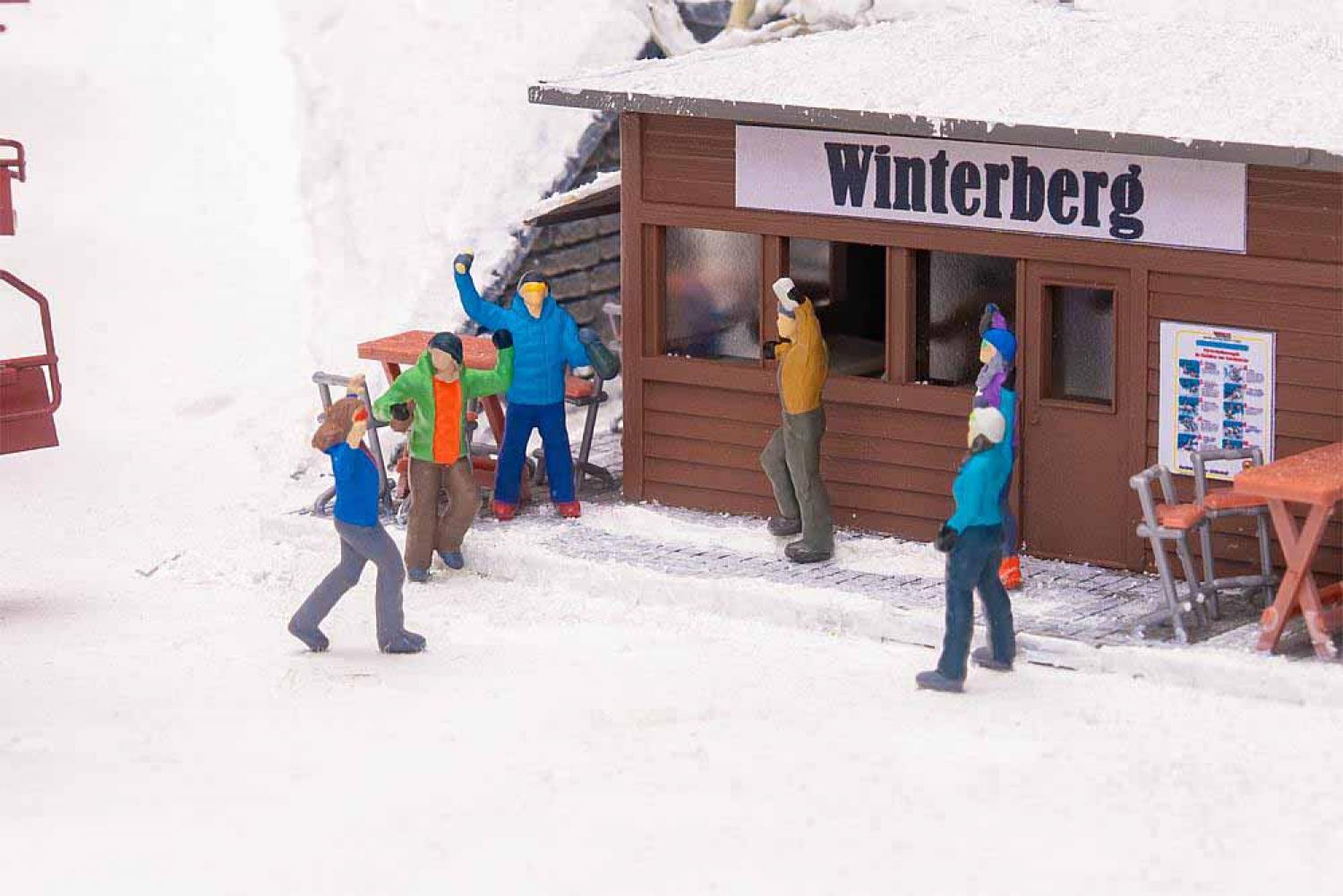 Faller 151732 Après-Ski-Feiernde