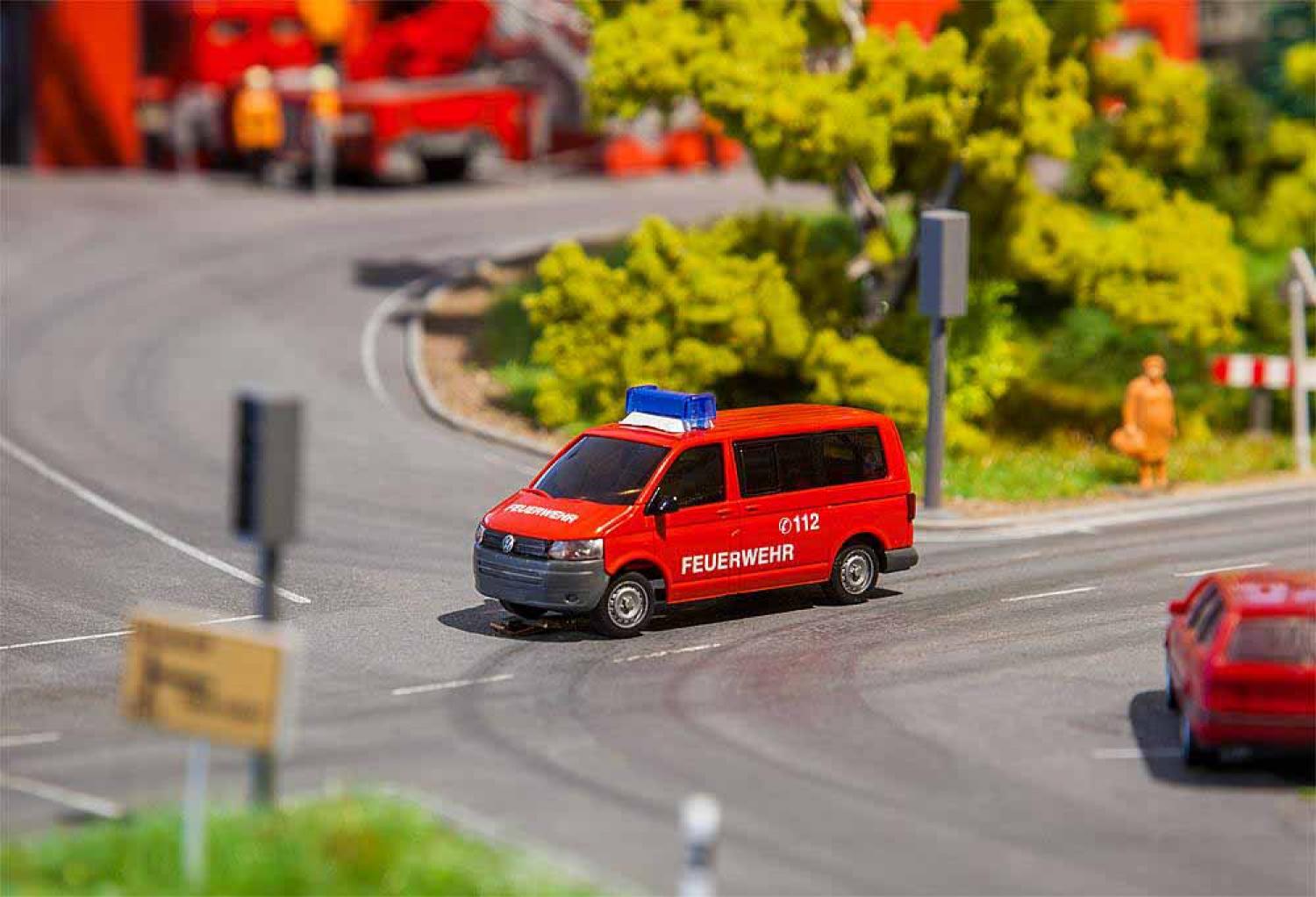 FALLER 161563 VW T5 Feuerwehr (WIKING)
