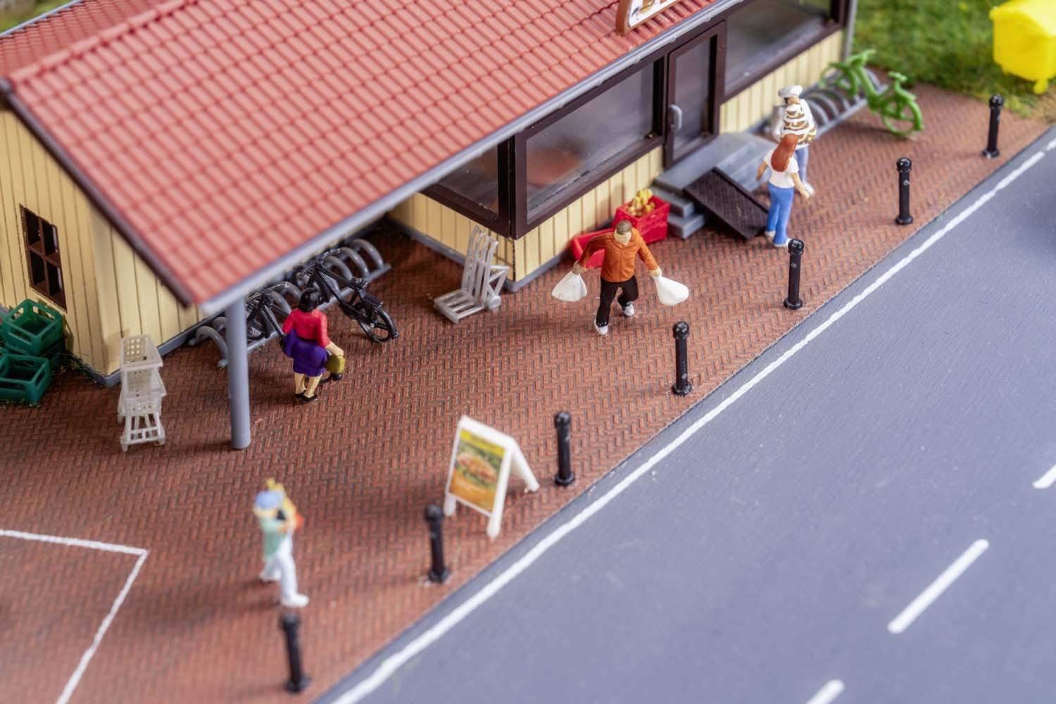 Faller 170316 H0 PREMIUM Straßenfolie Klinkerpflaster, rot