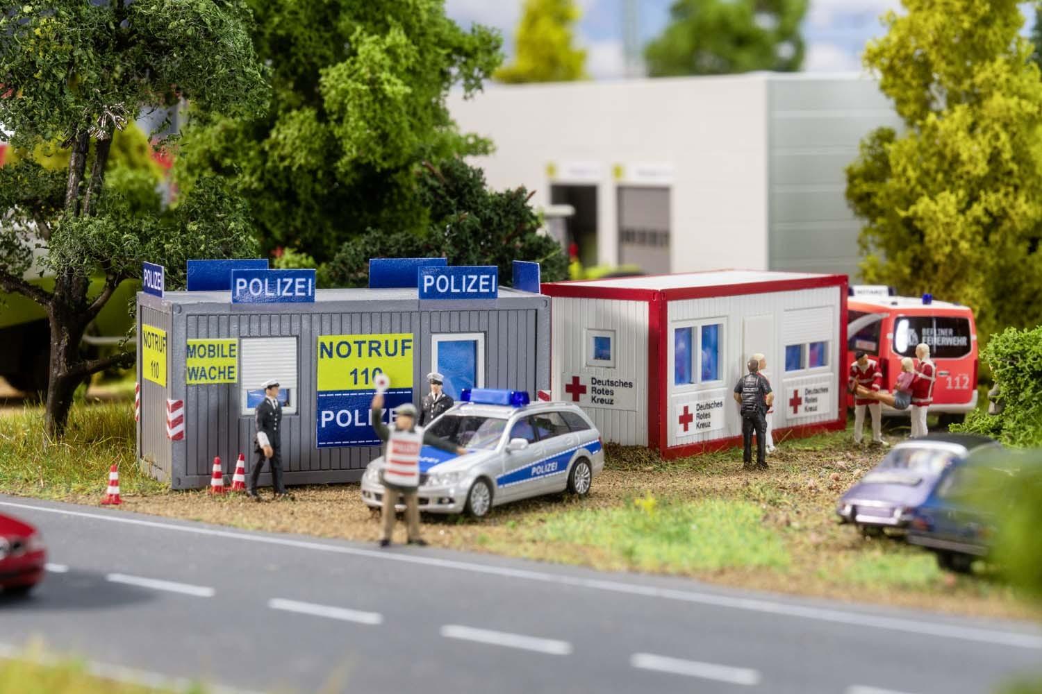 Faller 180338 H0 Bürocontainer Polizei und DRK