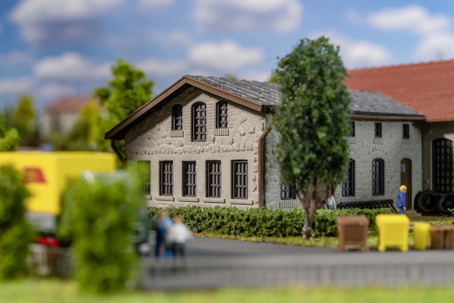 Faller 222106 N 2-Ständiger Lokschuppen m. Werkstatt