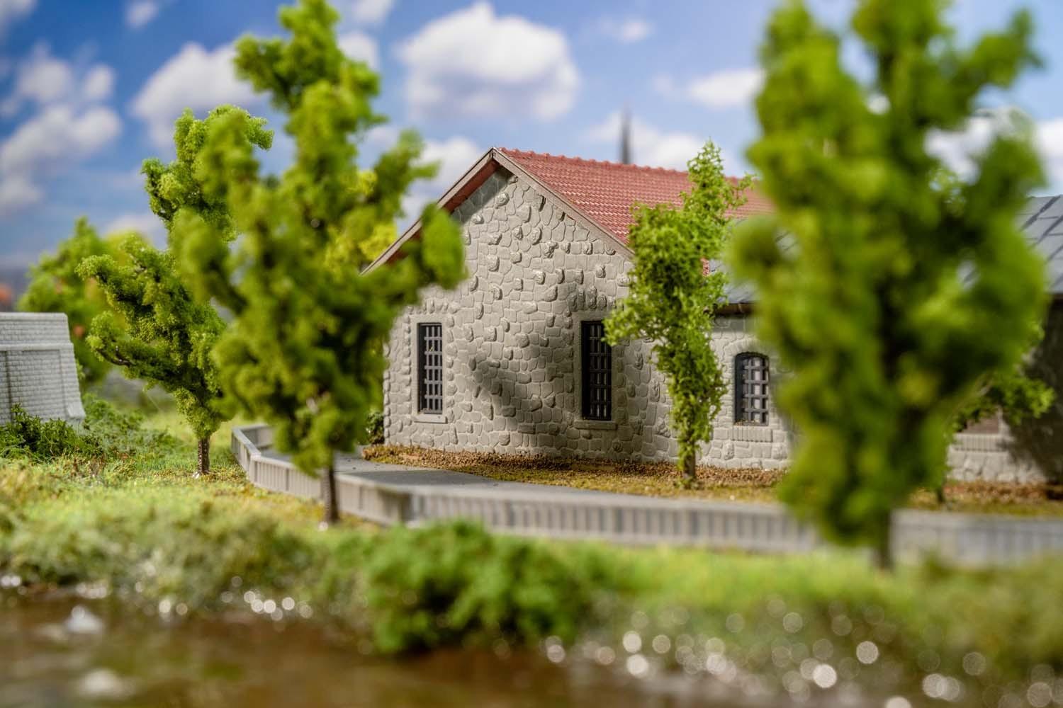 Faller 222106 N 2-Ständiger Lokschuppen m. Werkstatt