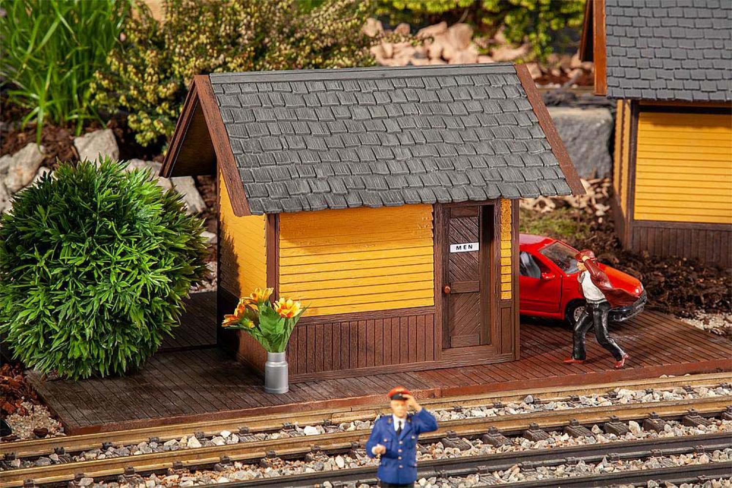 POLA G 330885 Toilettenhaus Silverton