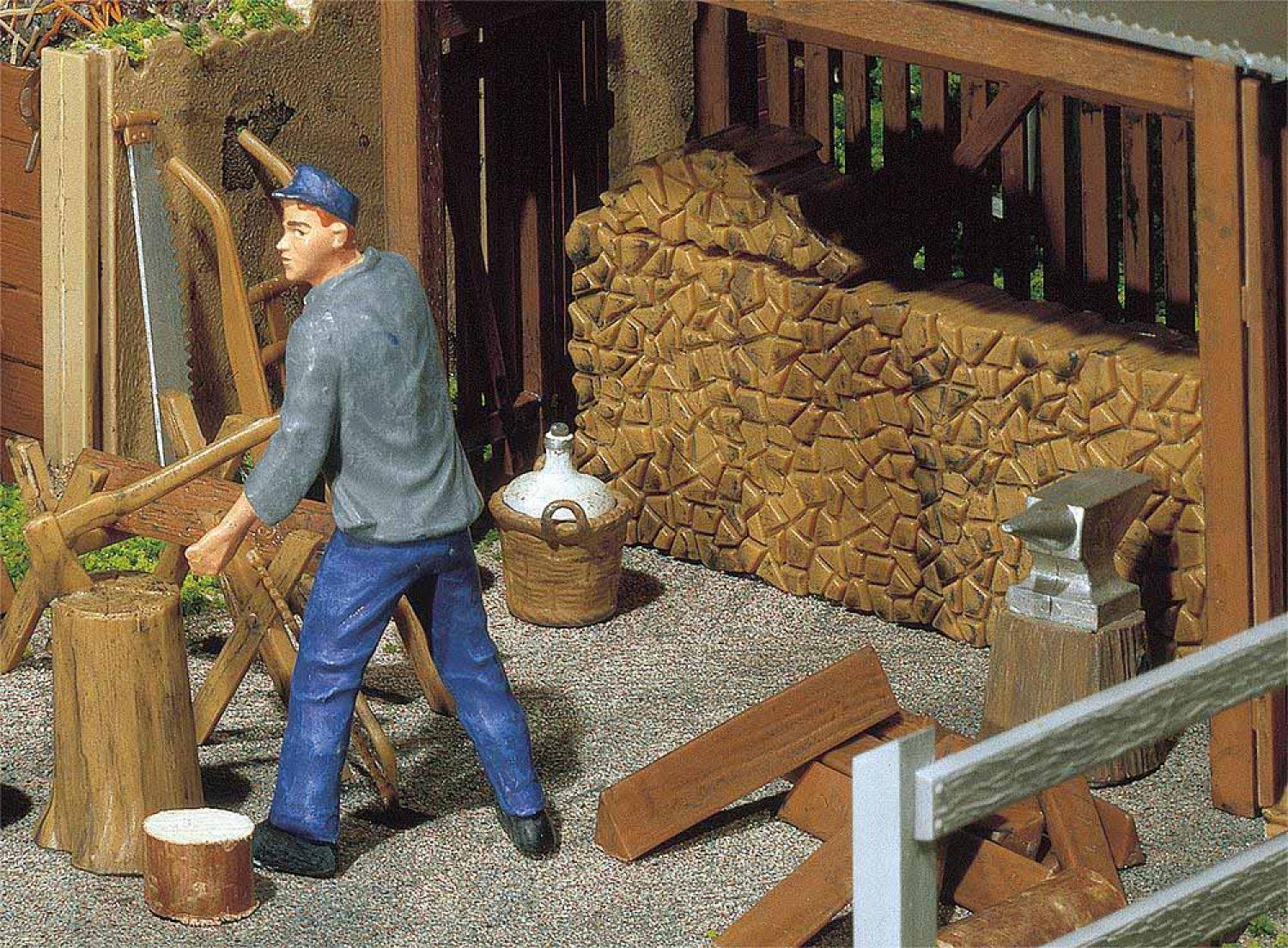 POLA G 333213 Holzstapel, Werkzeug
