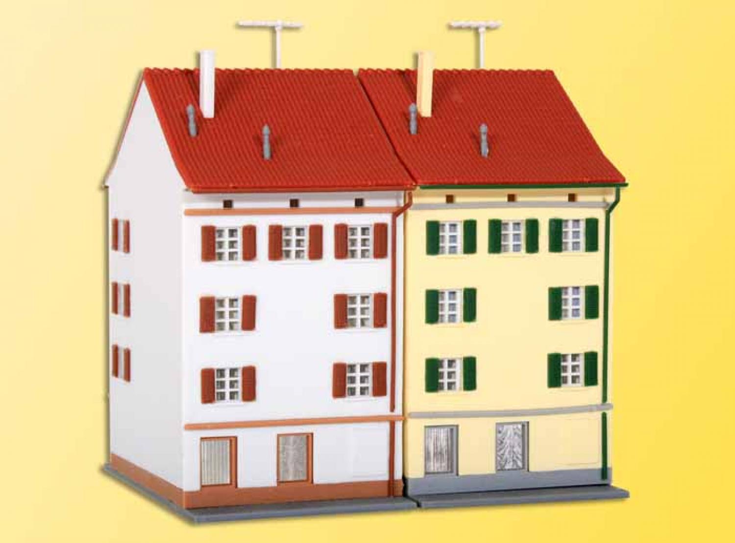 Kibri 36843 Z Wohnhaus mit Ladengesch.,2