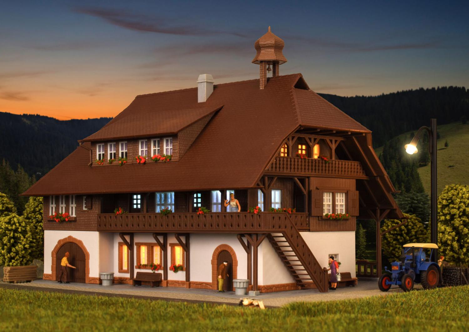 Kibri 38074 H0 Bauernhaus Schwarzwald