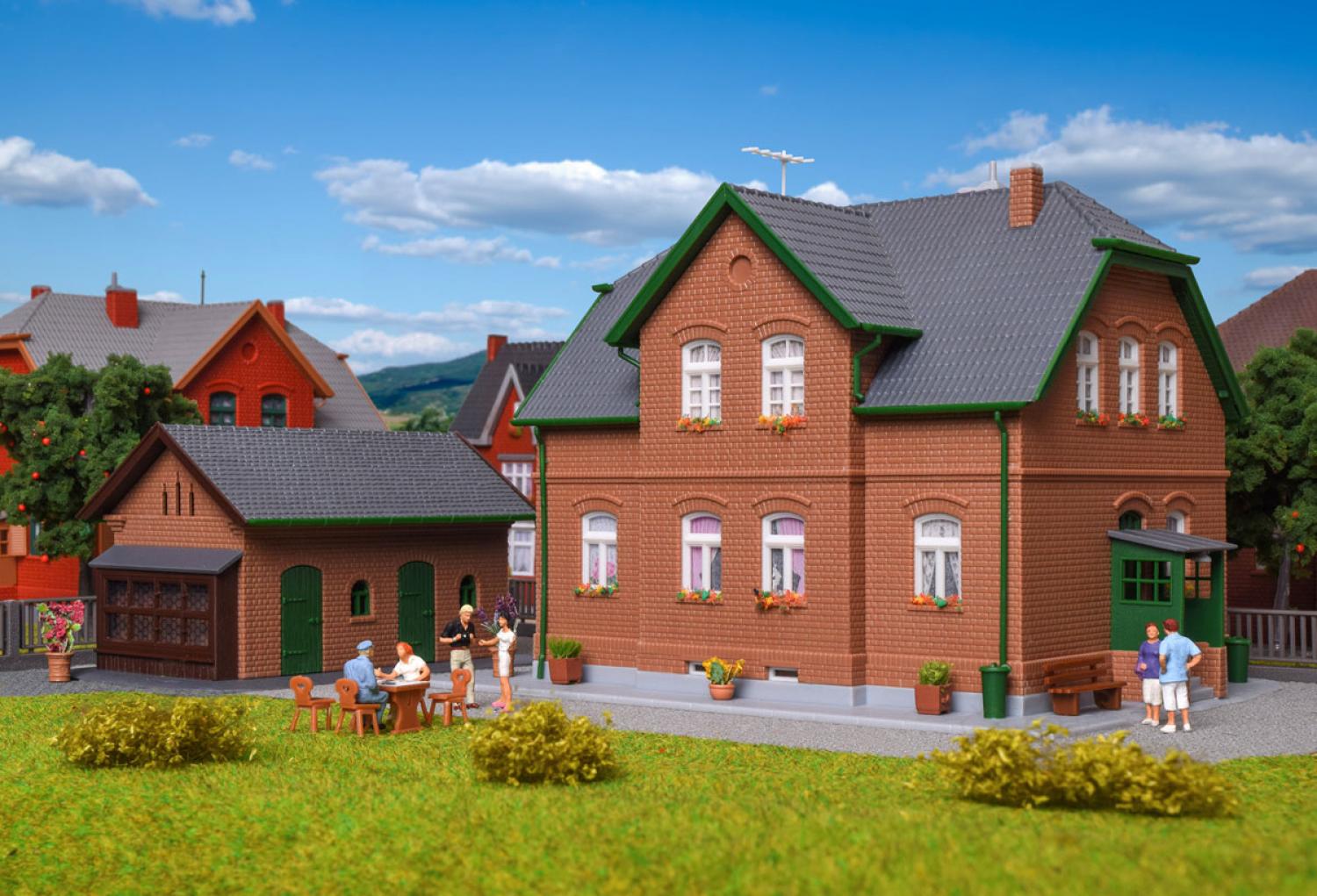Kibri 38192 H0 Werkswohnhaus Bottrop