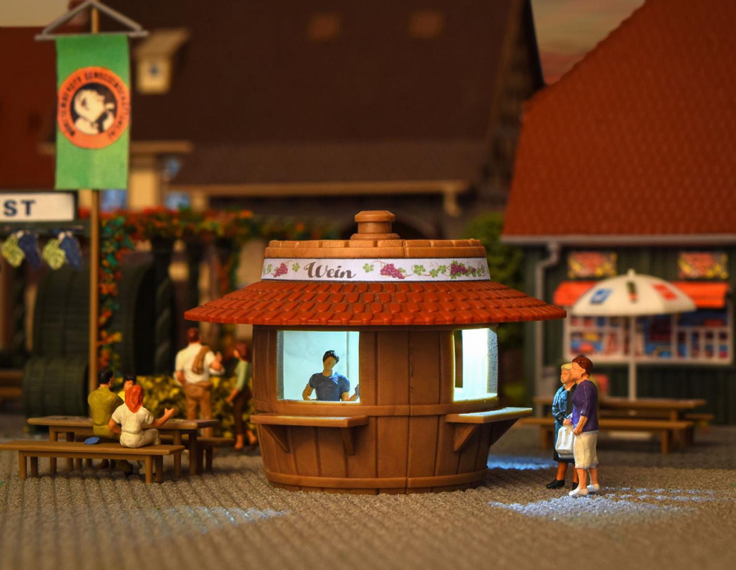 Kibri 38673 H0 Verkaufsstand Bier u. Wein