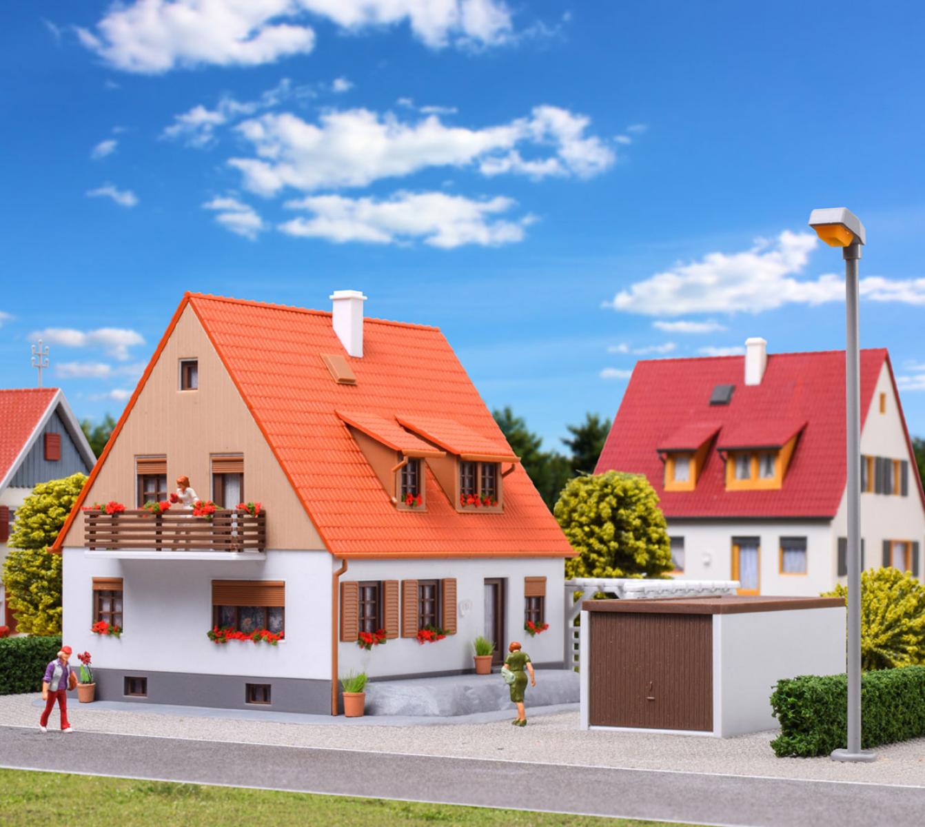 Kibri 38748 H0 Einfamilienhaus mit Terrasse