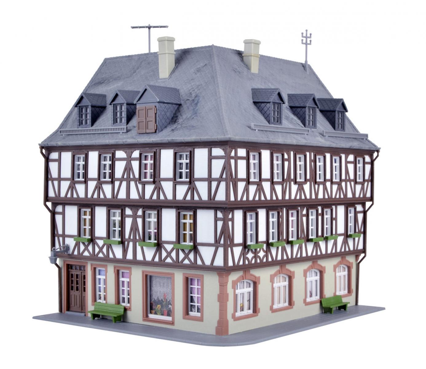 Kibri 38904 H0 Fachwerk-Eckhaus Miltenber
