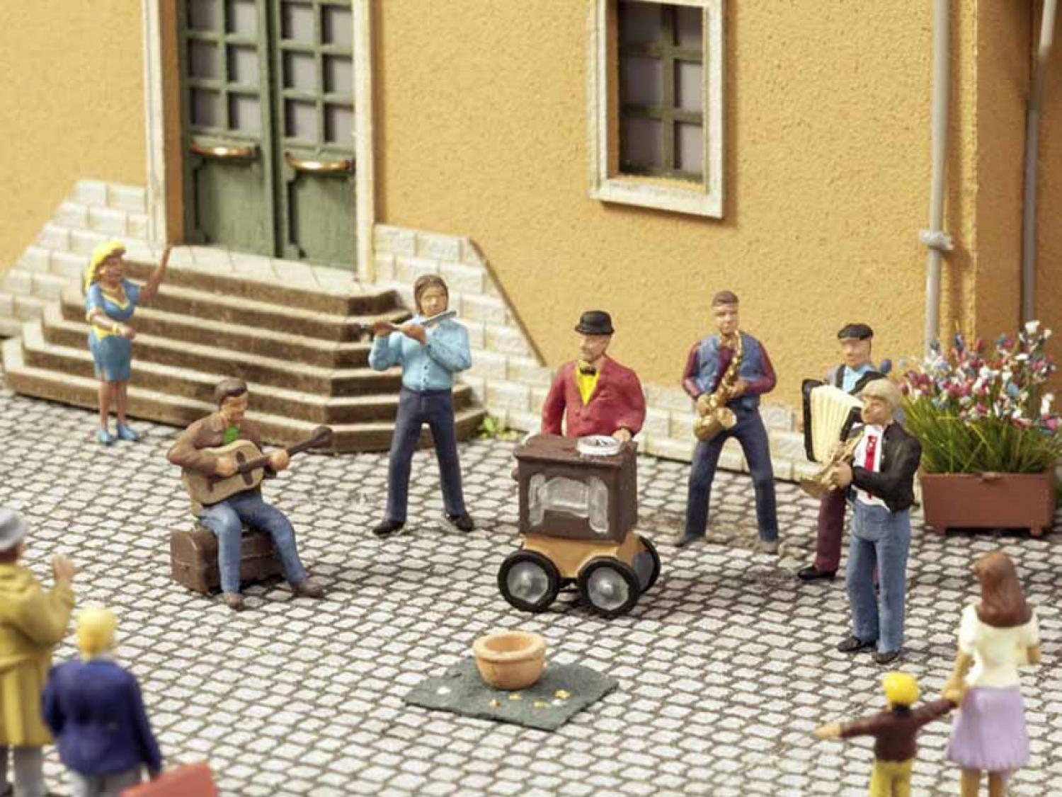 Noch 12955 N Straßenmusiker (micro-sound)