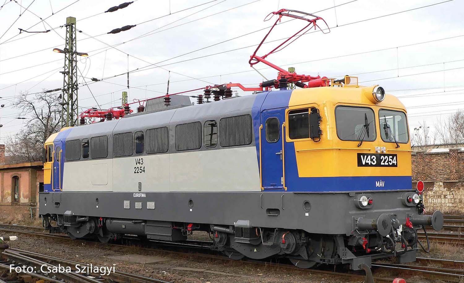 PIKO 51445 E-Lok/Sound  V43 MAV V + PluX22 Dec.