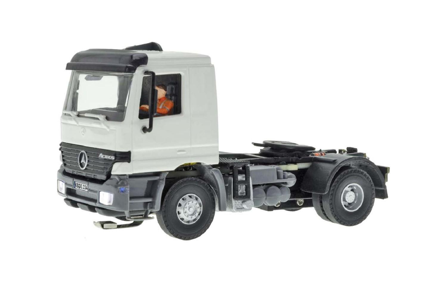 Viessmann 8114 H0 MB Actros Sattelschlepper